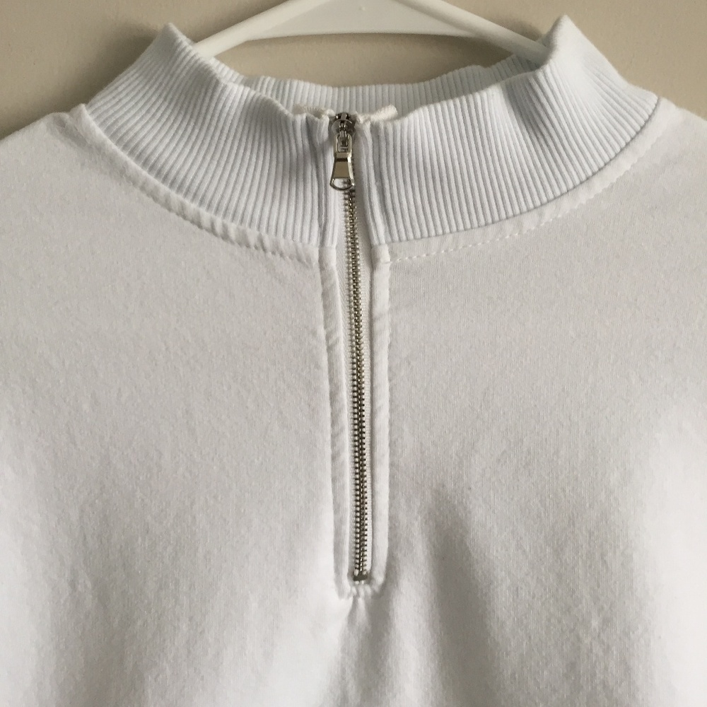 SOLD! โข โณ American Eagle Half Zip Cropped Pullover - Picture 2 of 8